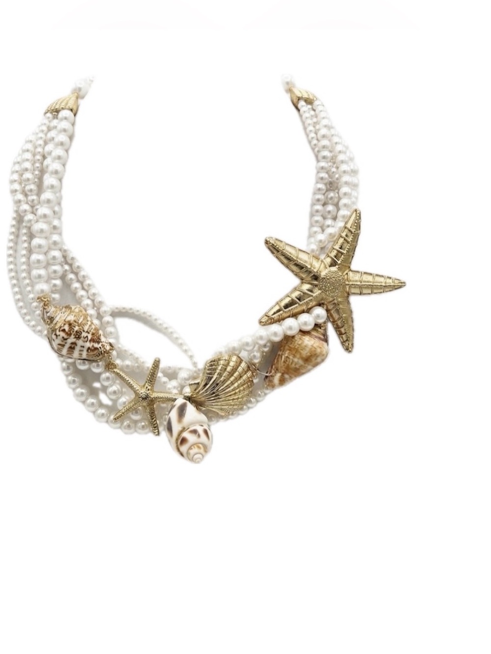 NWT ⚜️🐚⚜️ GARDENIA Gold & White
Pearl Shell Necklace